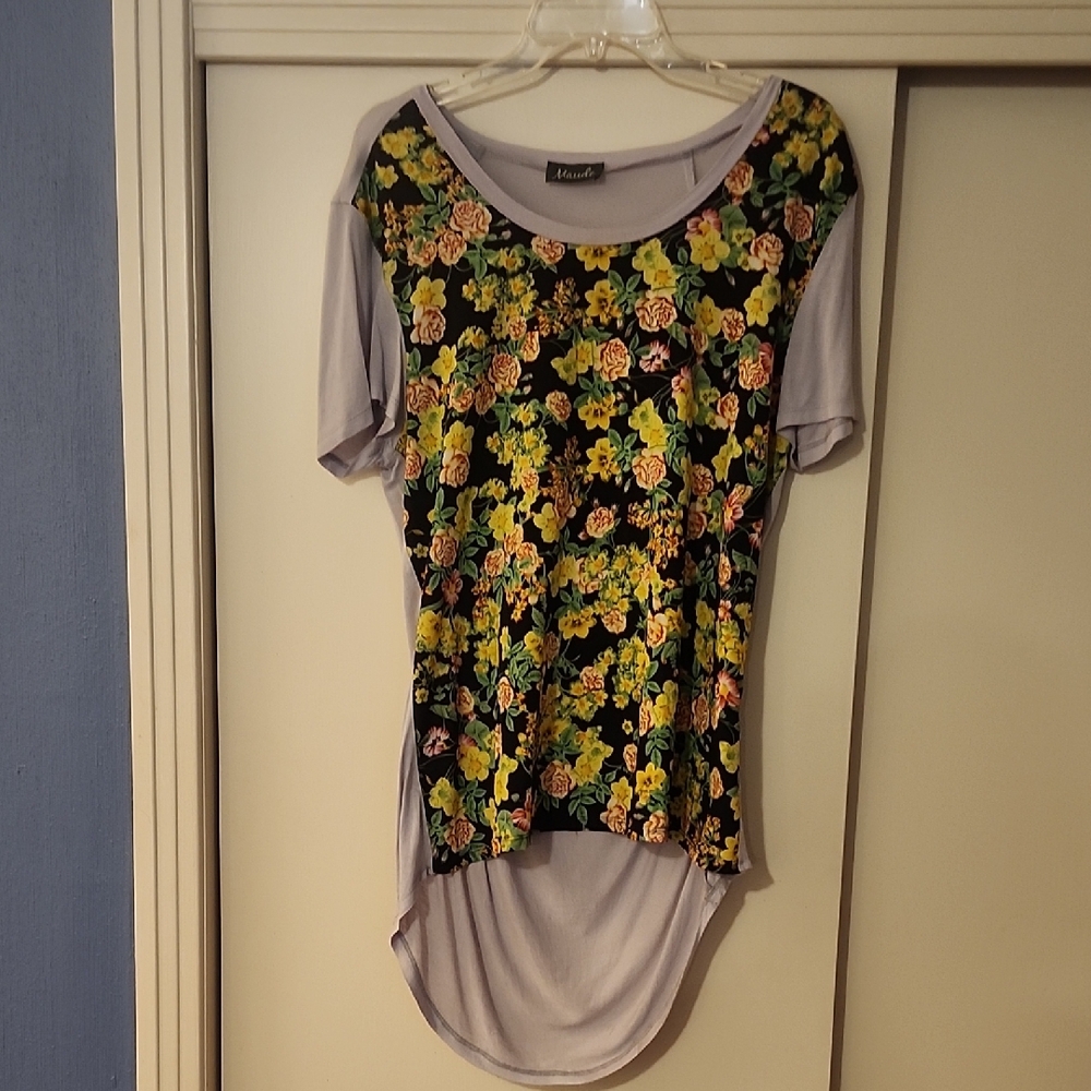 Maude Black, Gray and Yellow Floral Short Sleeve Top